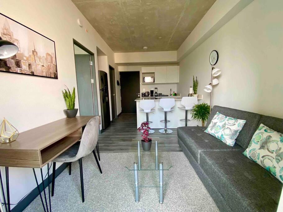 Cozy & Modern - Near The Airport * San José